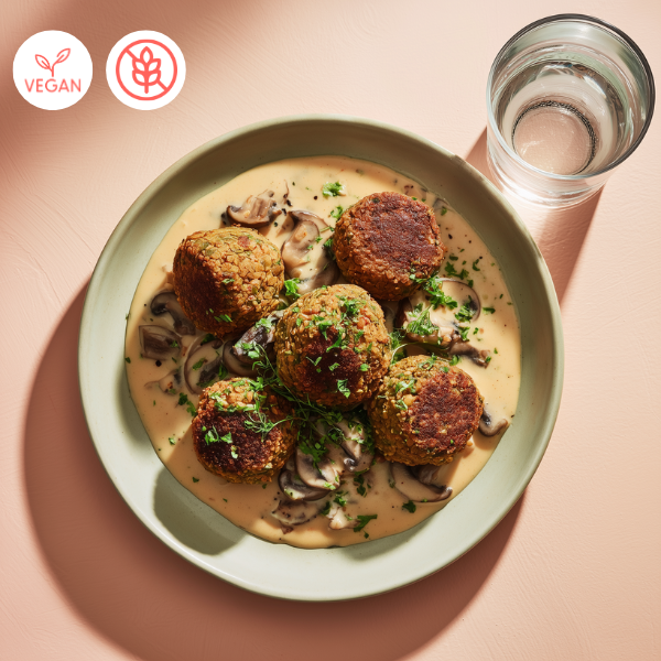 Boulettes véganes, sauce crémeuse aux champignons